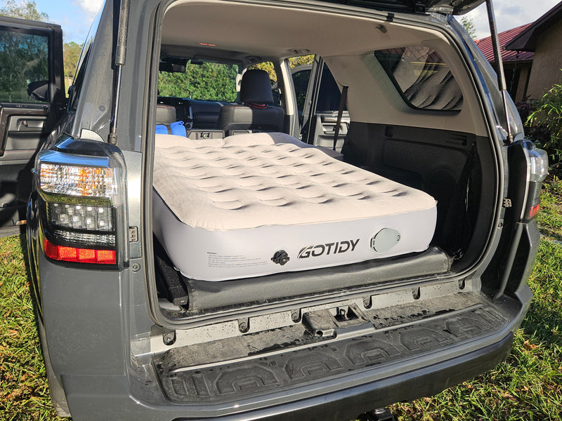 Chargez l&#39;image dans la visionneuse de la galerie, 4Runner Vehicle Air Mattress + Fitted Sheet
